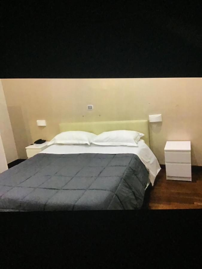 Ania Hotelsナポリ エクステリア 写真